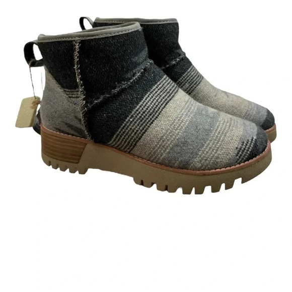 Bionica Shoes - Bionica Candia Boots